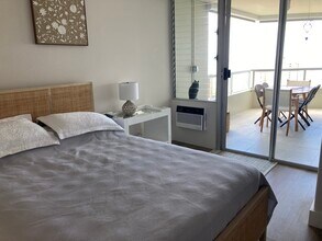 2600 Pualani Way, Unit 2904 in Honolulu, HI - Building Photo - Building Photo