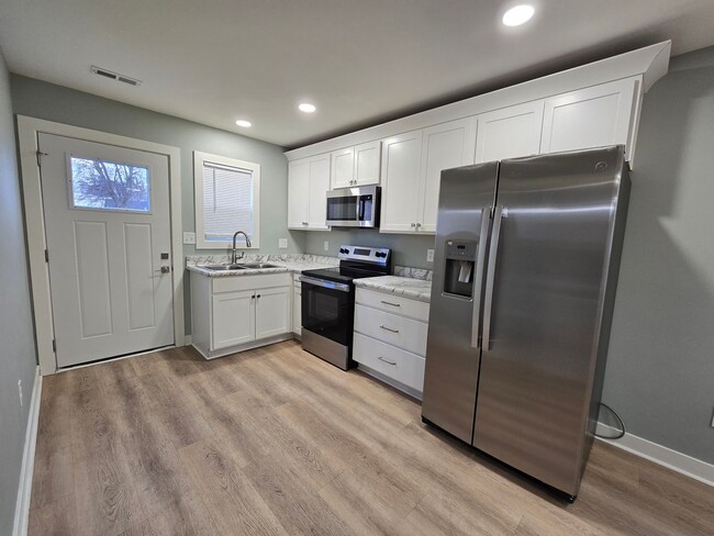 903 Sutherland Ave in Owensboro, KY - Building Photo - Building Photo