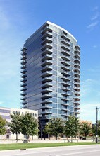 North Bank Condominiums in Columbus, OH - Building Photo - Building Photo