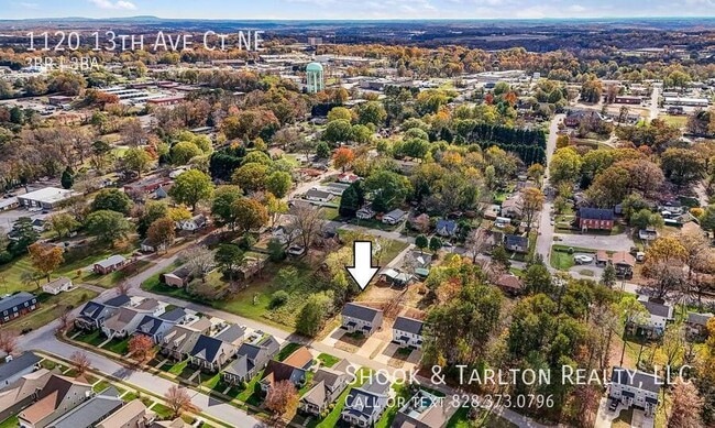 1120 13th Ave Ct NE in Hickory, NC - Building Photo - Building Photo