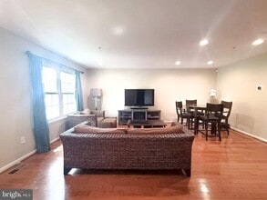 6556 Ridgeborne Dr in Rosedale, MD - Building Photo - Building Photo