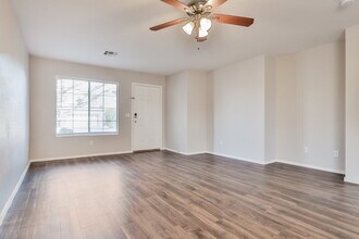 809 E Rossi Ct in San Tan Valley, AZ - Building Photo - Building Photo