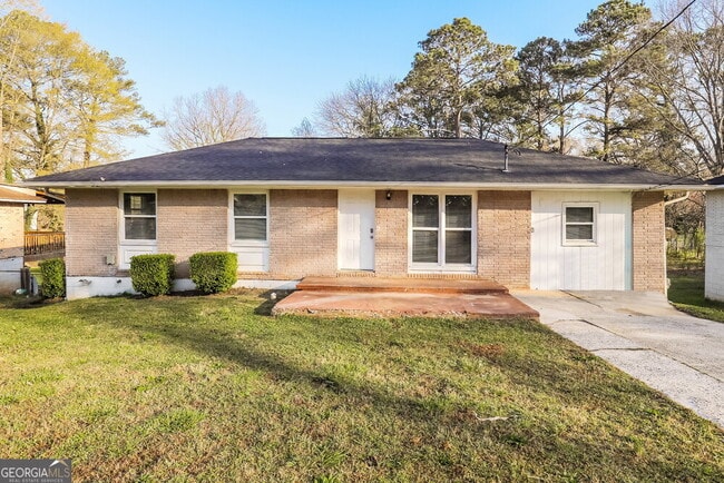 494 Clara Dr