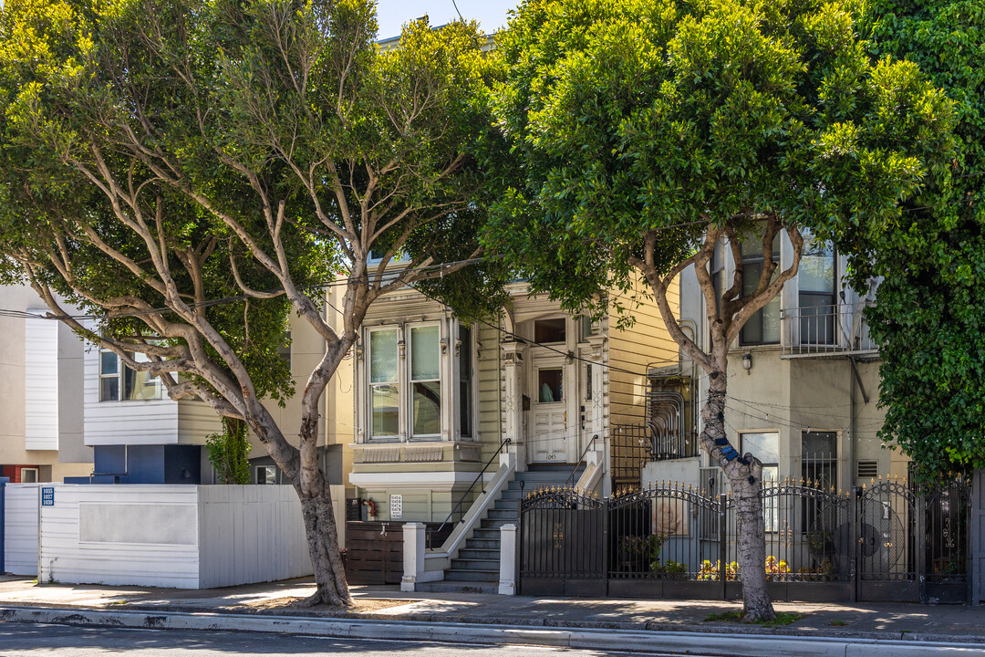 1041-1051 Oak St in San Francisco, CA - Building Photo