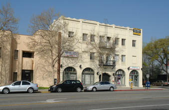 1001-1005 S Central Ave in Glendale, CA - Building Photo - Building Photo