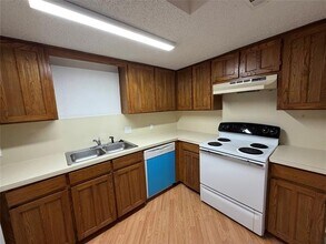 738 Bluebonnet Dr in Keller, TX - Building Photo - Building Photo