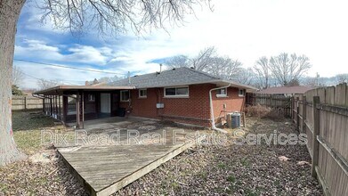 5269 Harshmanville Rd in Dayton, OH - Building Photo - Building Photo