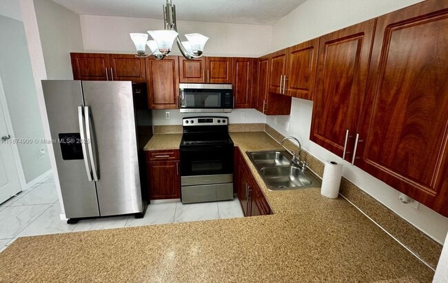 10968 SW 182nd Ln in Miami, FL - Building Photo - Building Photo