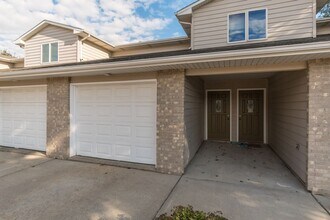 626 N Sycamore Ave in Sioux Falls, SD - Building Photo - Building Photo