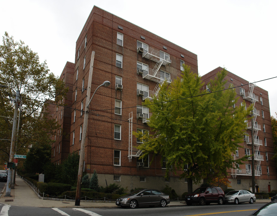 Valentine Gardens Cooperative in Yonkers, NY - Building Photo