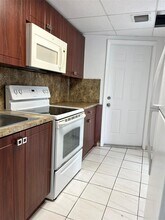 751 Flagami Blvd in Miami, FL - Building Photo - Building Photo