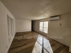 114 Hillside Dr in Seffner, FL - Building Photo - Building Photo