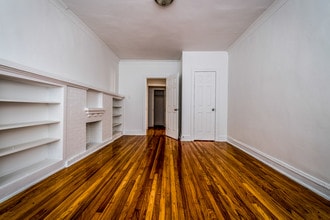 8000 S Ellis Ave in Chicago, IL - Building Photo - Building Photo