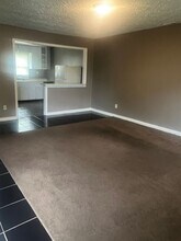 6154 Commodore Dr in Indianapolis, IN - Building Photo - Building Photo