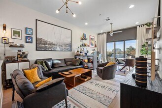 908 Nueces St in Austin, TX - Building Photo - Building Photo