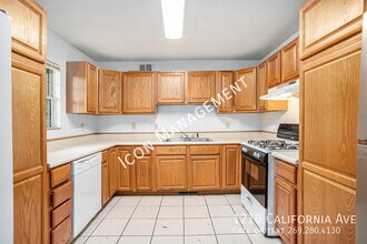 1210 California Ave in Kalamazoo, MI - Building Photo - Building Photo