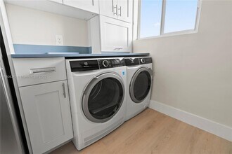 1101 NE 80th St in Miami, FL - Building Photo - Building Photo