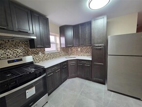 83 Gibson Blvd in Valley Stream, NY - Building Photo - Building Photo