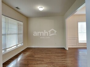 3802 Uppark Dr in Atlanta, GA - Building Photo - Building Photo