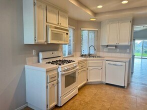6991 Sandcastle Dr in Carlsbad, CA - Building Photo - Building Photo
