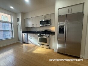 601 Albany St in Boston, MA - Foto de edificio - Building Photo