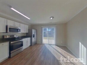 3634 Charterhall Ln in Charlotte, NC - Building Photo - Building Photo