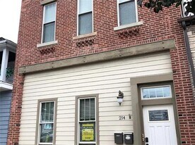 214 3rd St in California, PA - Building Photo