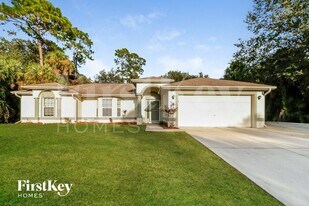 362 Overbrook St in Port Charlotte, FL - Building Photo