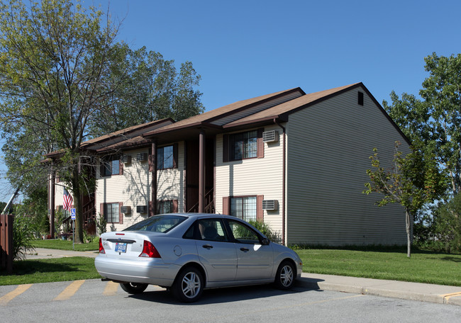 Vandalia Apartments in Churubusco, IN - Building Photo - Building Photo