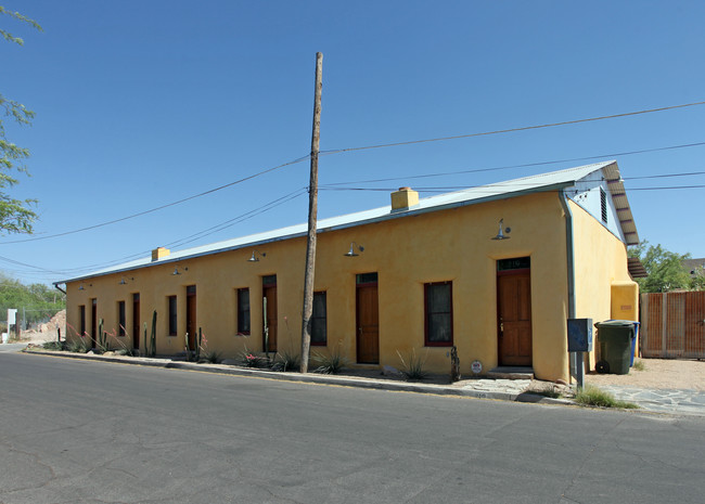 209-219 W 17th St in Tucson, AZ - Building Photo - Building Photo