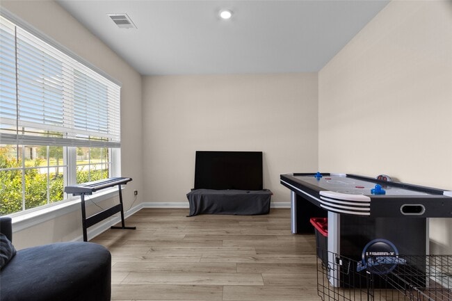 property at 3009 Floating Barque Dr