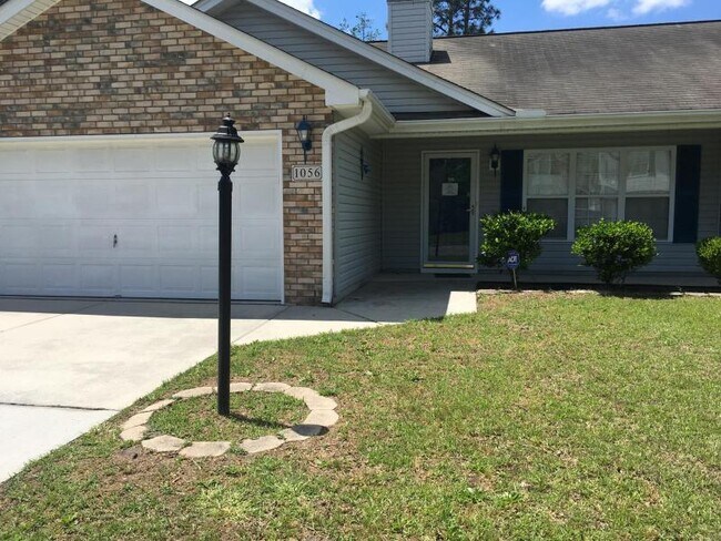 1056 Cobblestone Blvd in Summerville, SC - Building Photo - Building Photo