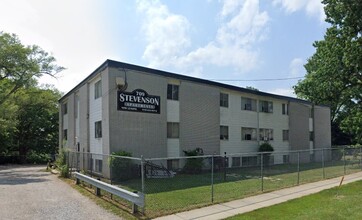 Stevenson Apartments in Flint, MI - Foto de edificio - Building Photo