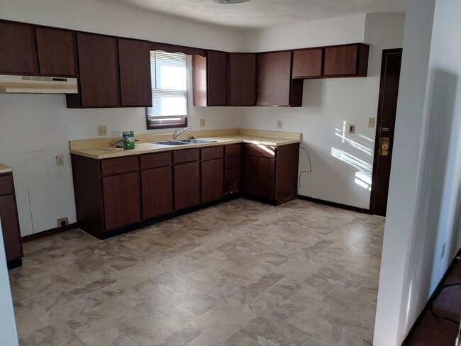 property at 704 E Cedar Ln