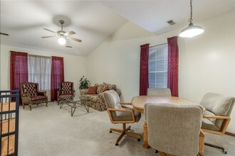 2434 Pimlico Ct in Columbia, MO - Building Photo - Building Photo