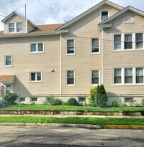 227 N 15th St in Bloomfield, NJ - Building Photo
