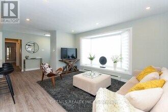 1144 Minnetonka Rd in Ottawa, ON - Building Photo - Building Photo