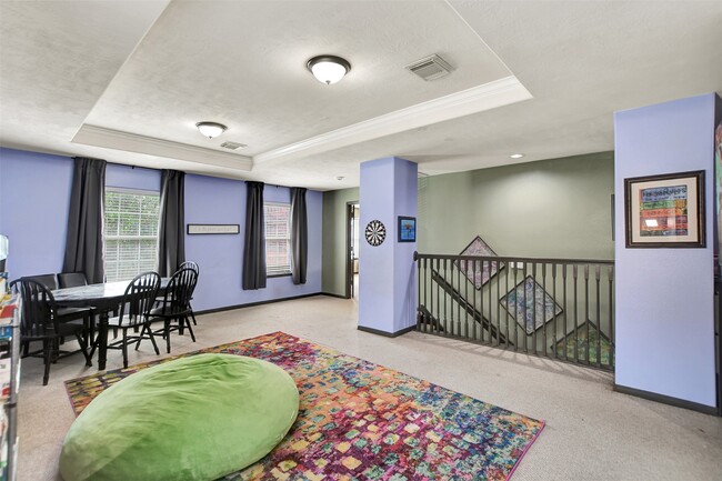 property at 6706 Lindale Manor Ct