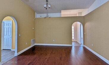 11274 S Ardencroft Dr in Jacksonville, FL - Building Photo - Building Photo