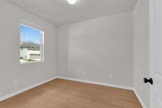 106 Pinyon Pine Pass in Hutto, TX - Building Photo - Building Photo