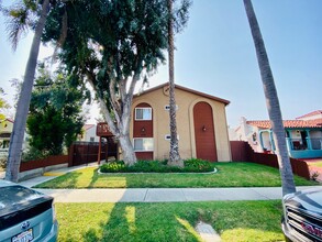 4638 Kensington Dr in San Diego, CA - Building Photo - Building Photo