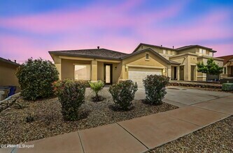 7533 Red Cedar Dr in El Paso, TX - Building Photo - Building Photo