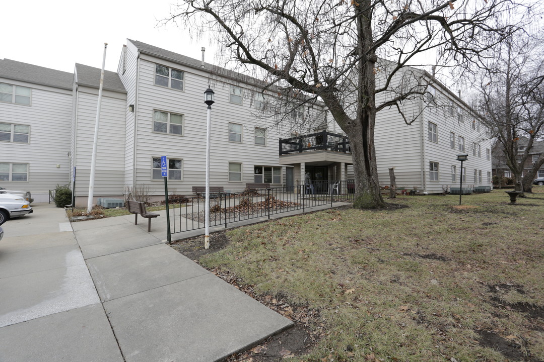 Catalpa Tree Apartments in Savannah, MO - Foto de edificio