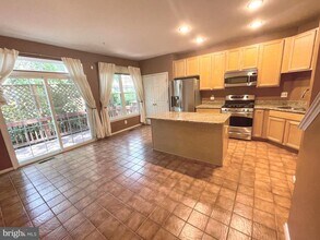 171 Barrett Pl in Alexandria, VA - Building Photo - Building Photo