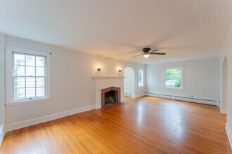 6 Lemay St in West Hartford, CT - Building Photo - Building Photo