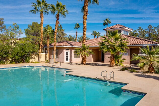 Villa Del Sol in Las Vegas, NV - Foto de edificio - Building Photo