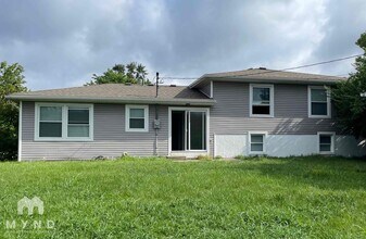 2757 Kenview Rd S in Columbus, OH - Building Photo - Building Photo