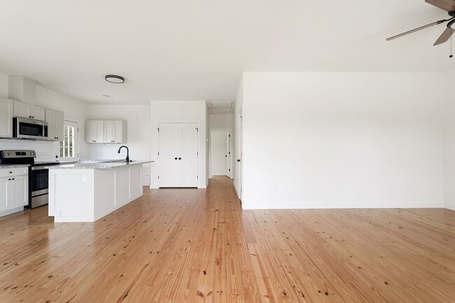 property at 226 N Dixie St