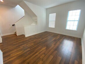 1024 Parma Cir in Lake Mary, FL - Building Photo - Building Photo