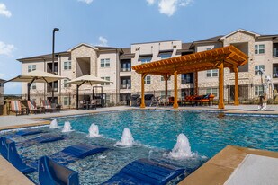 Norte 8833 in Converse, TX - Building Photo